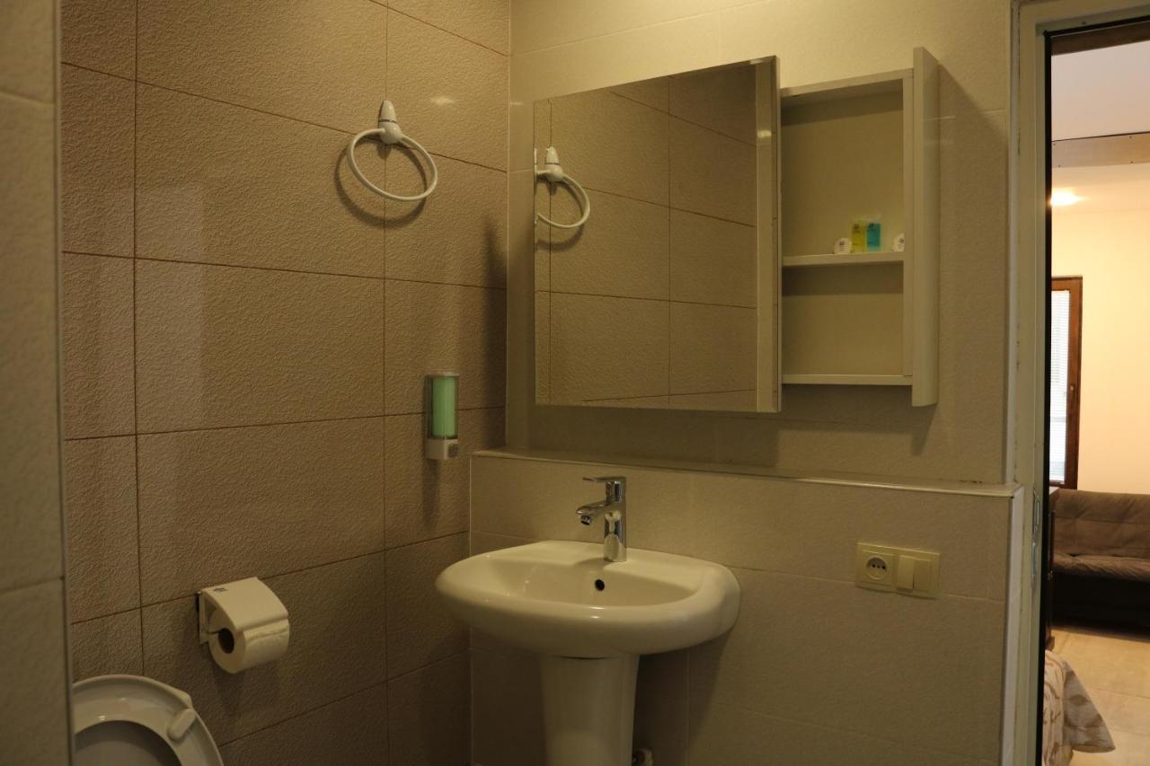 Kai Bar Otel Tiflis