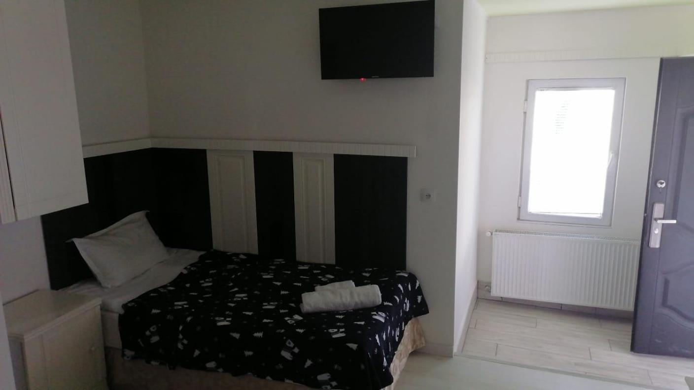 Kai Bar Otel Tiflis